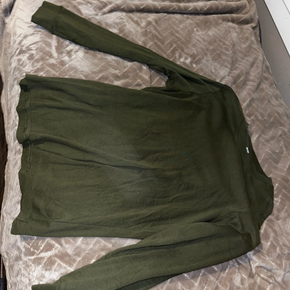 Uniqlo Khaki Crew Neck Shirt